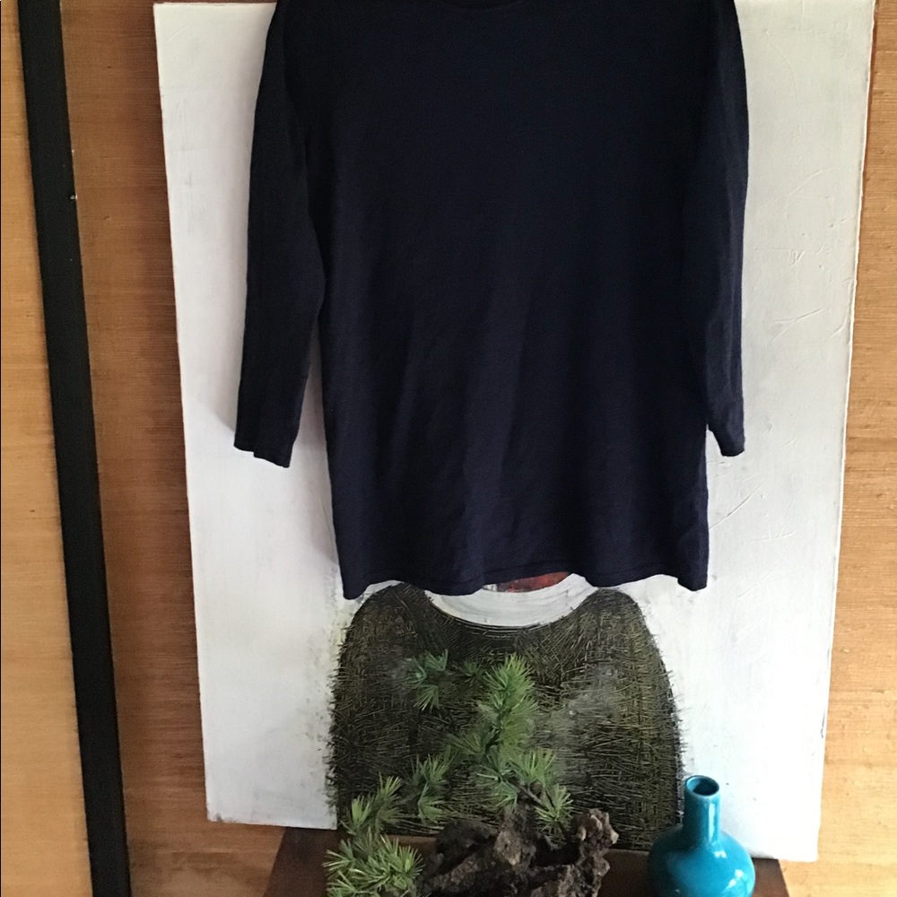 Eileen Fisher navy spring/summer sweater